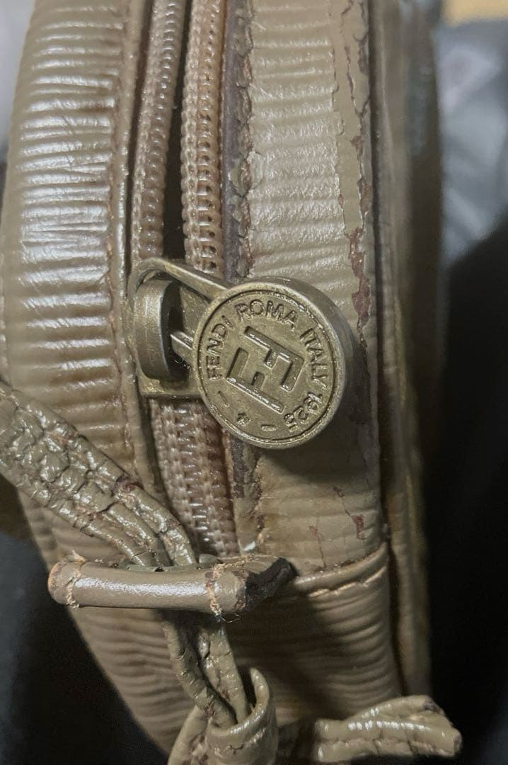 Fendi ショルダーバッグ ブラウン