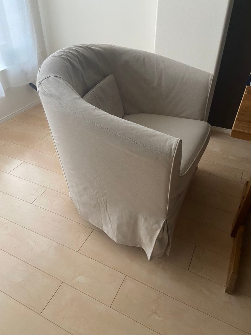 ベージュ ラウンド型 1人掛けソファ