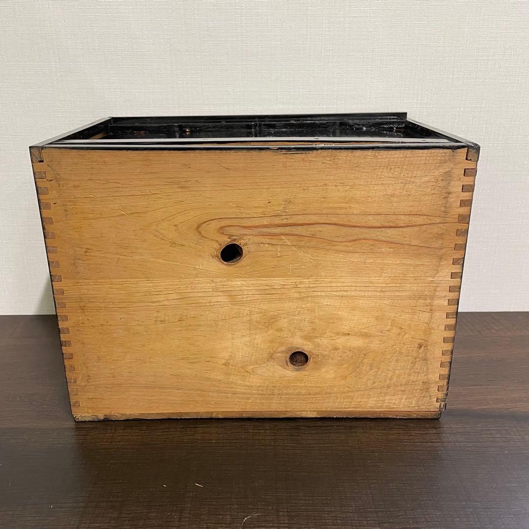 【骨董・漆器】天然木 漆塗 重箱 外箱付き 蒔絵（竹・矢）三段重提重アンティーク