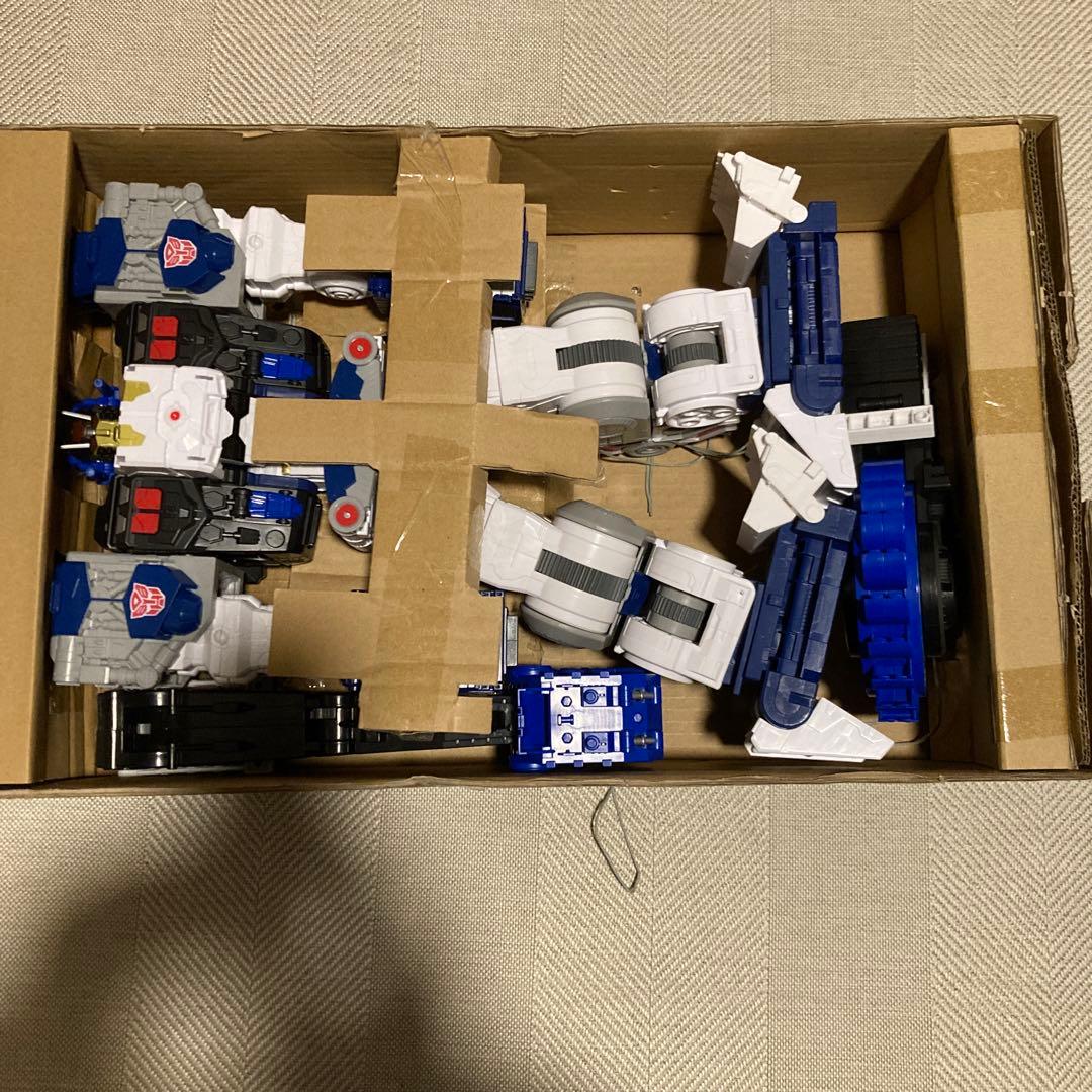 TL-14 メトロプレックス　トランスフォーマー レガシー