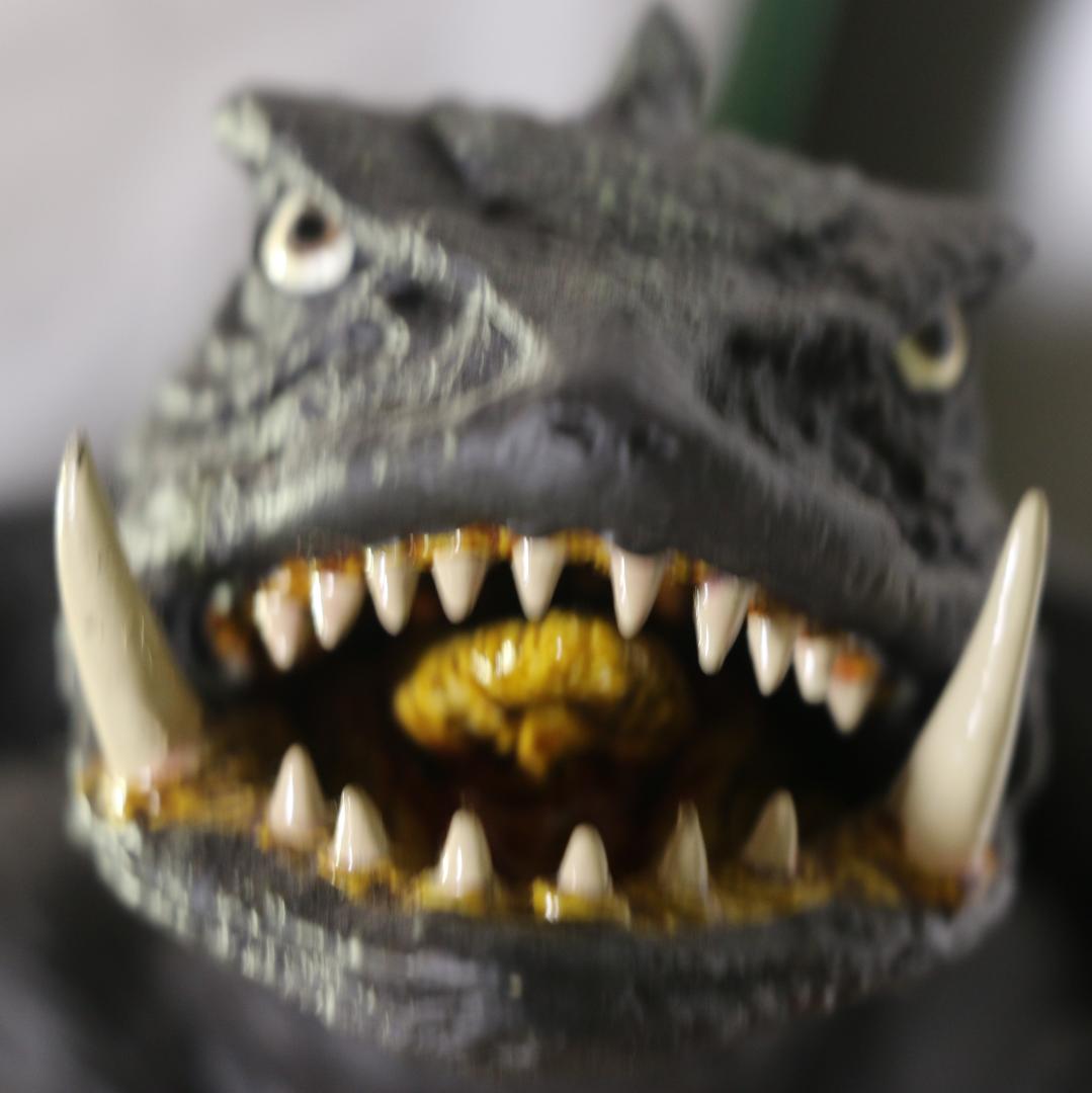 貴重昭和版　ガメラ（大映映画）の大型フィギャー　全高：約２７㎝　完成品　中古品