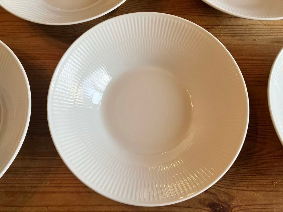 ロイヤルコペンハーゲン　ホワイトフルーテッド　　23.5ディーププレート×5