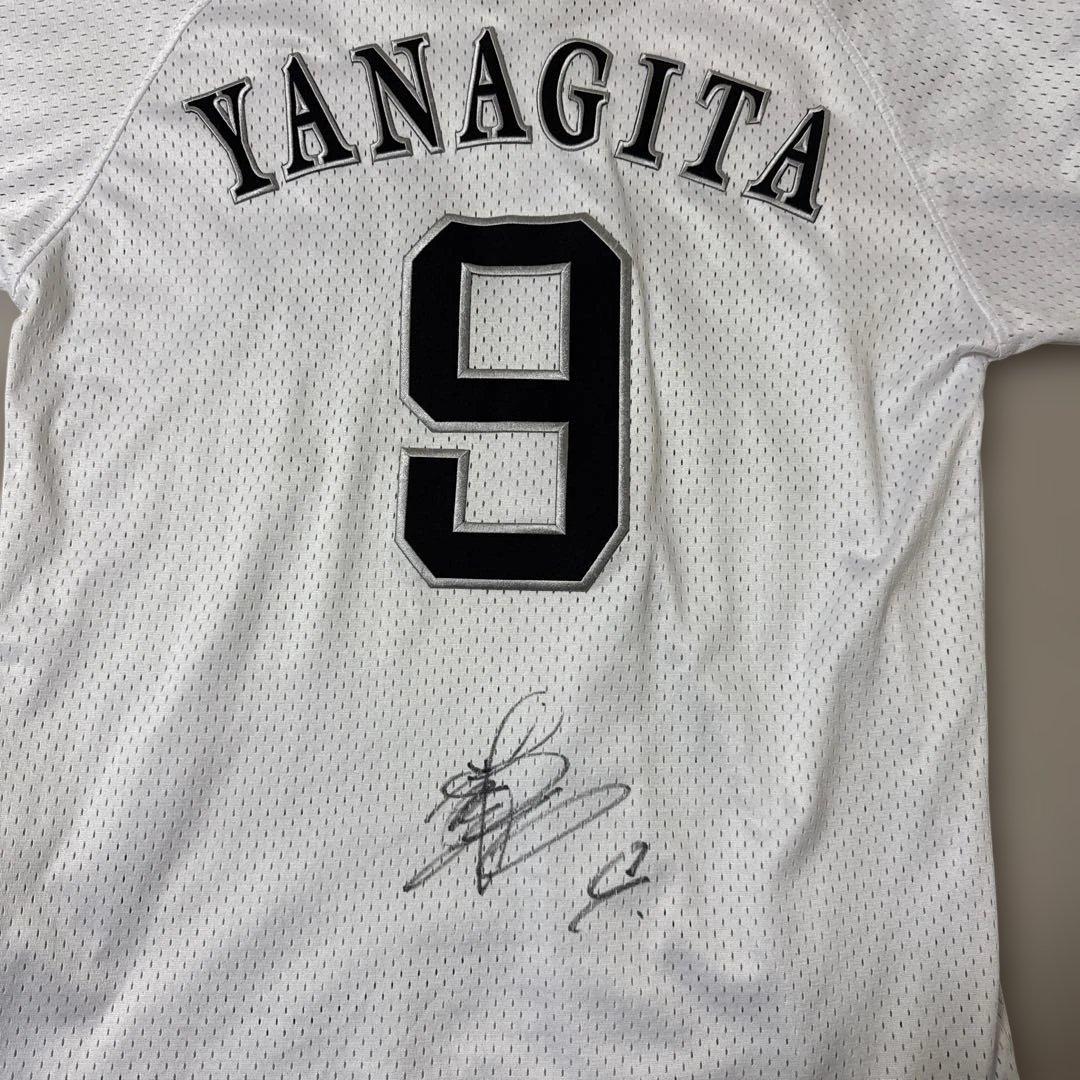 【美品】柳田悠岐　直筆サイン入りユニフォーム