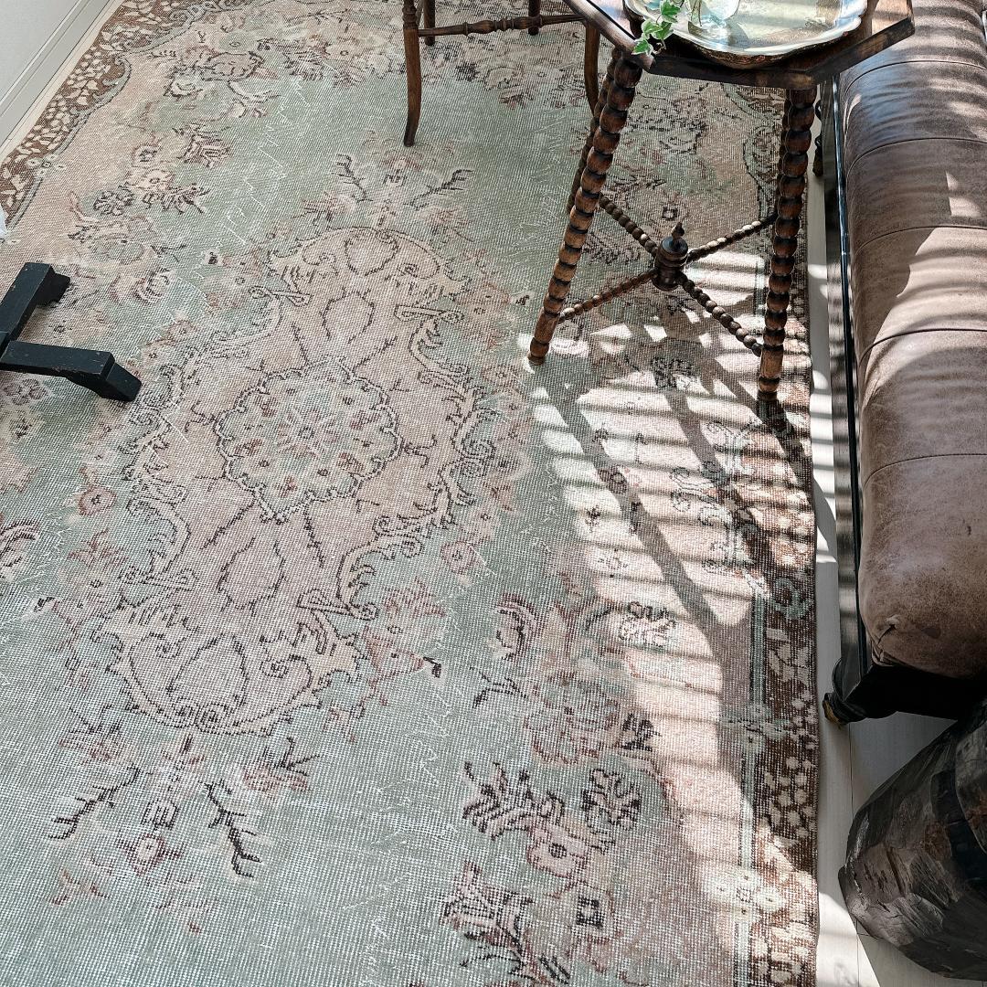 とも トルコヴィンテージラグ A83