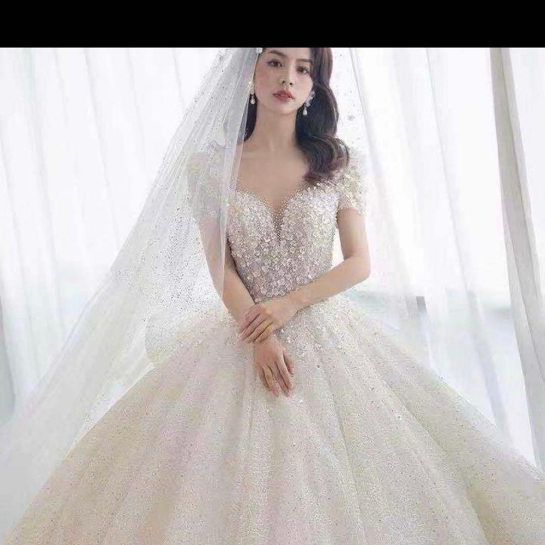 Aラインキラキラ韓国風ウェディングドレス