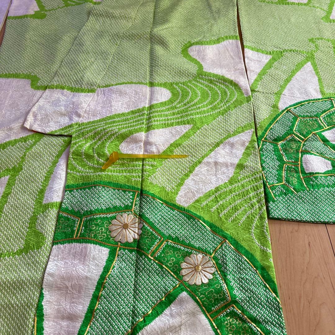 正絹　総絞り　黄緑×緑　疋田　源氏車　刺繍　振袖　着物単品　成人式　アンティーク