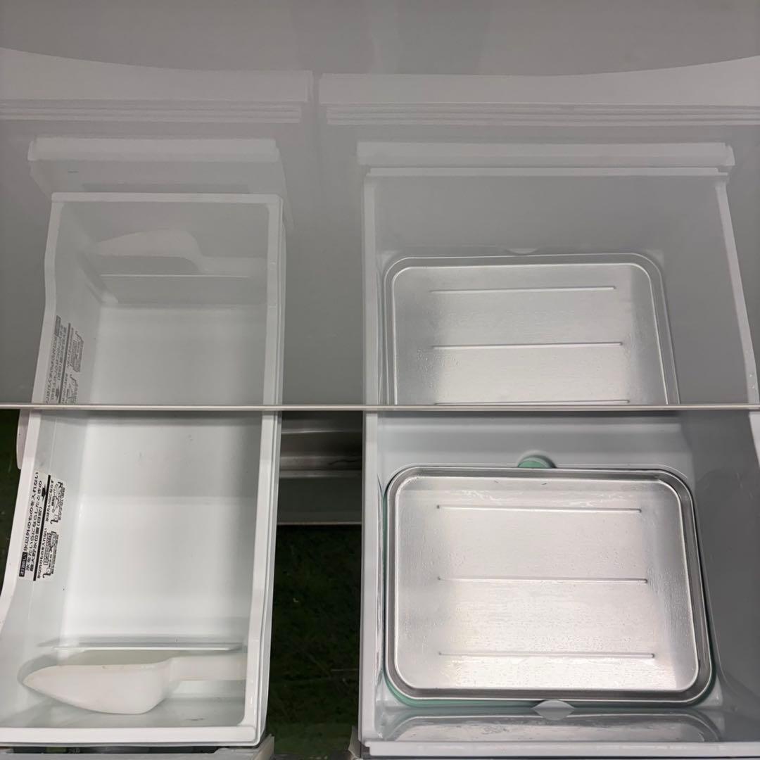 670 東芝　大型冷蔵庫　400L強　410L 自動製氷　小型　右開き　5ドア