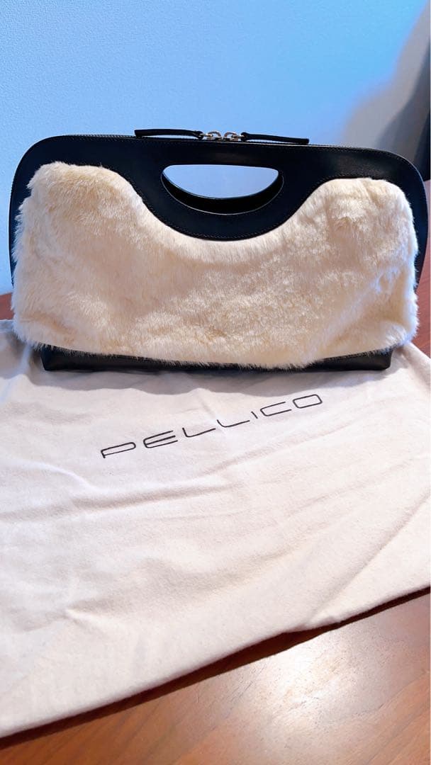 PELLICO ペリーコ　ファーバッグ　クラッチ