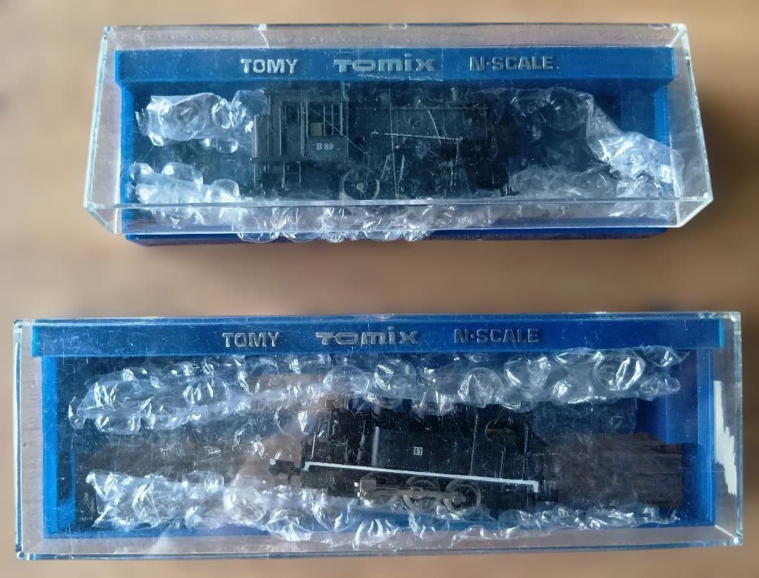 蒸気機関車 Ｎゲージ　2台　ジャンク(m16）