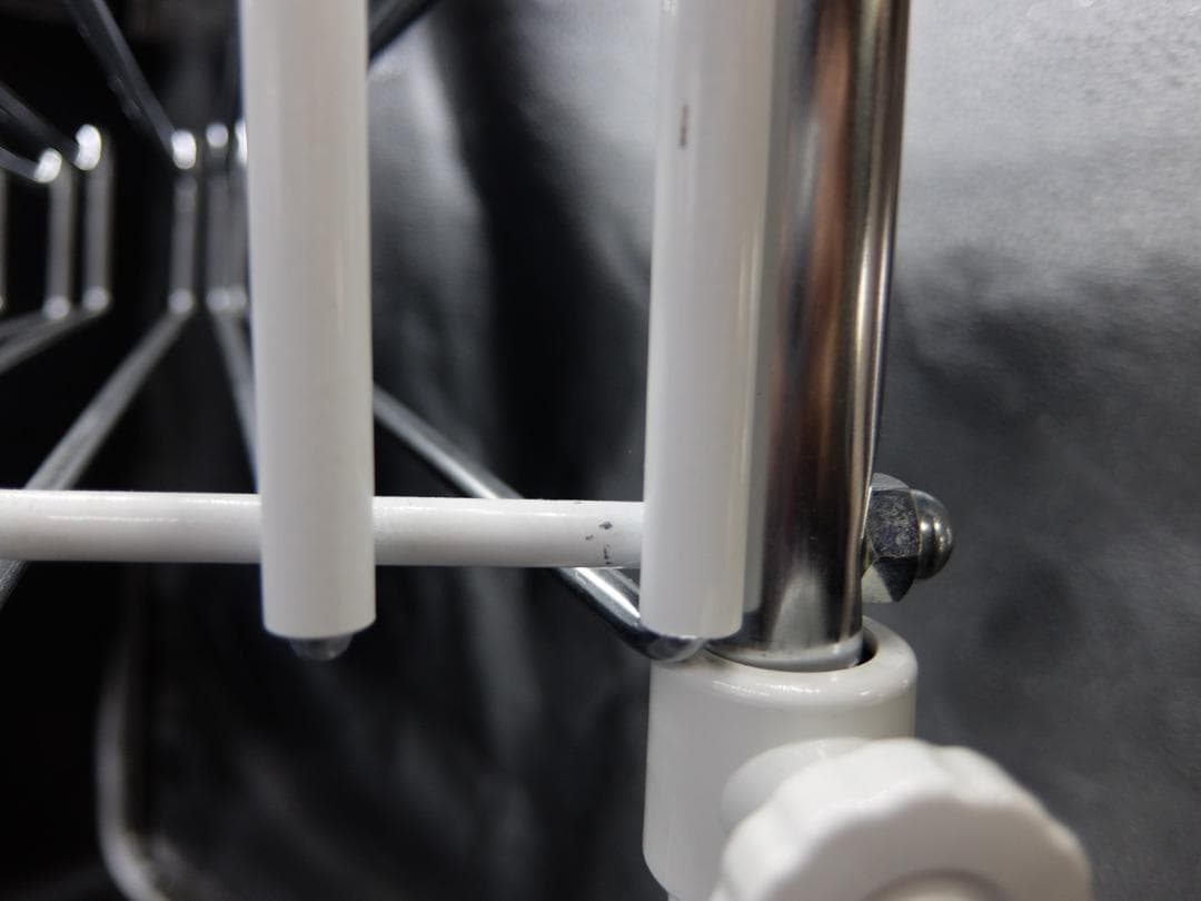 川口工器　スラックスハンガー 20本掛け 棚付き 高さ伸縮