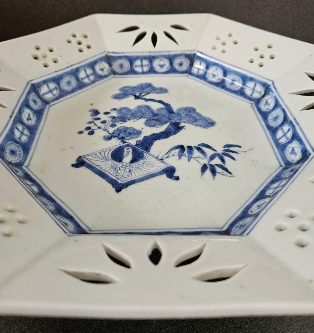 名品❗】 江戸後期　古伊万里 染付 透造　笹に六曜紋　松竹梅　25.3cm八角鉢