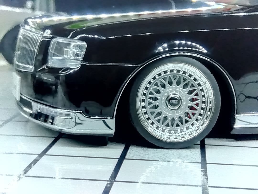 1/18 AUTOart トヨタ センチュリー 神威 (UWG60) カスタム