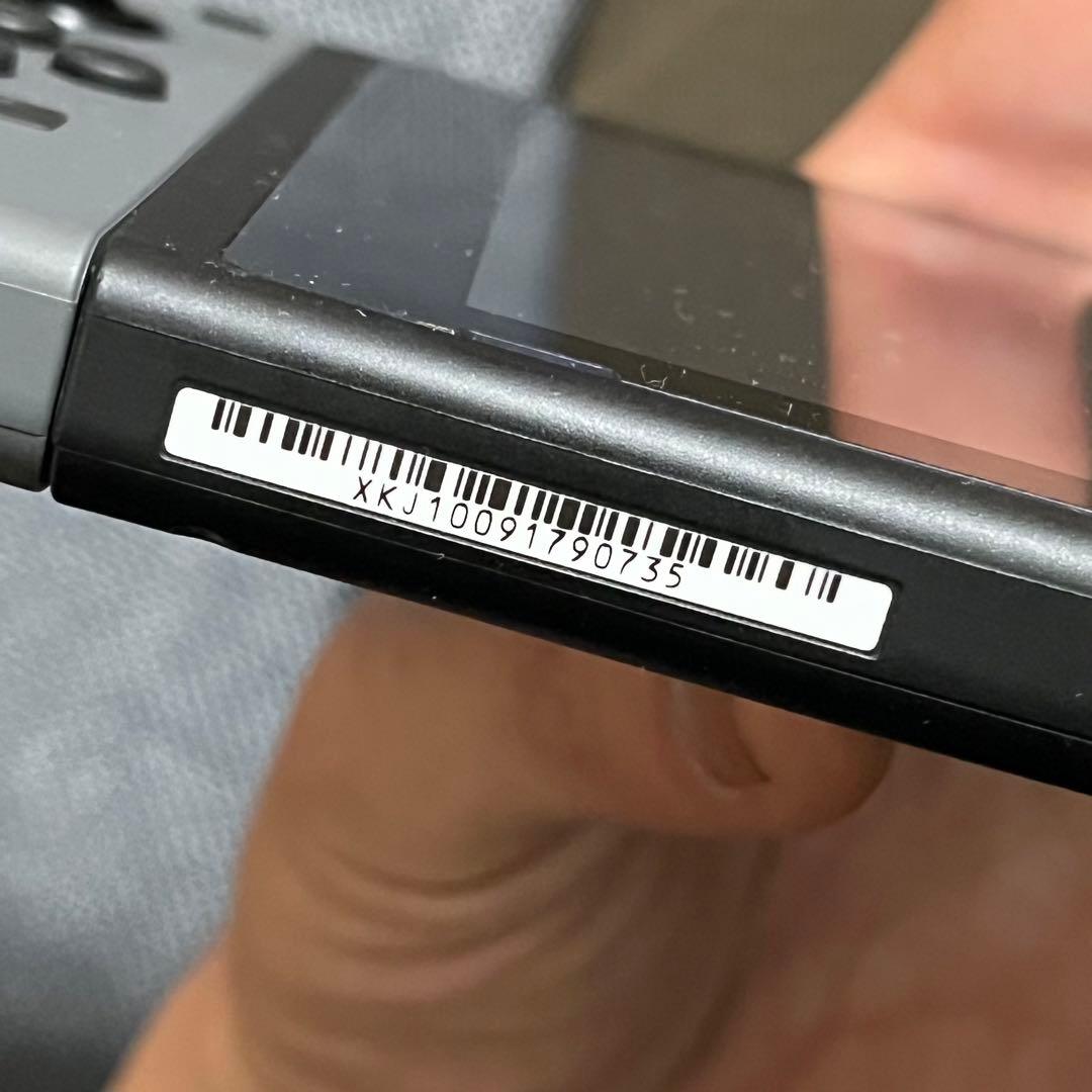 任天堂　switch本体　付属品