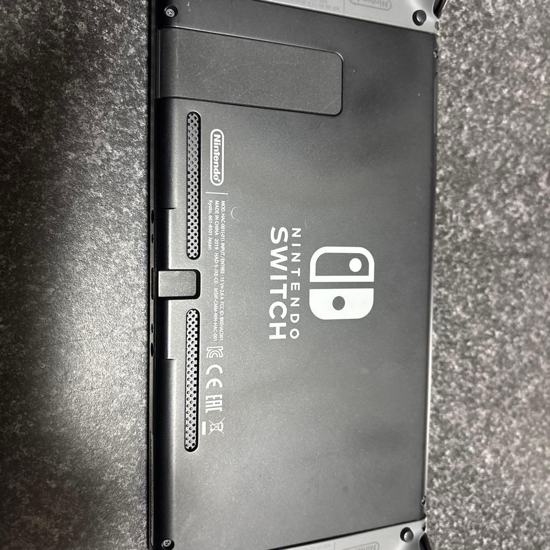 Nintendo Switch 本体(本体ケース　ソフトケース付き)