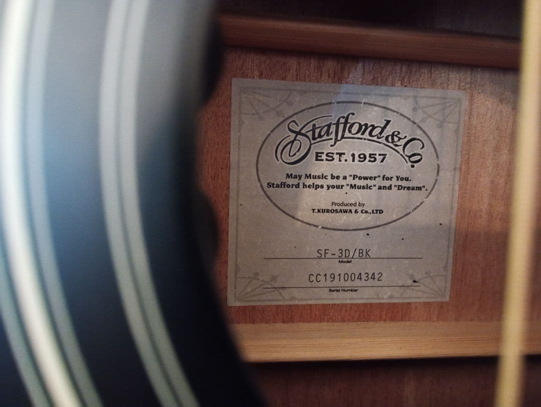 スタッフォード　SF3D stafford　マットブラック　ギター　エレアコ
