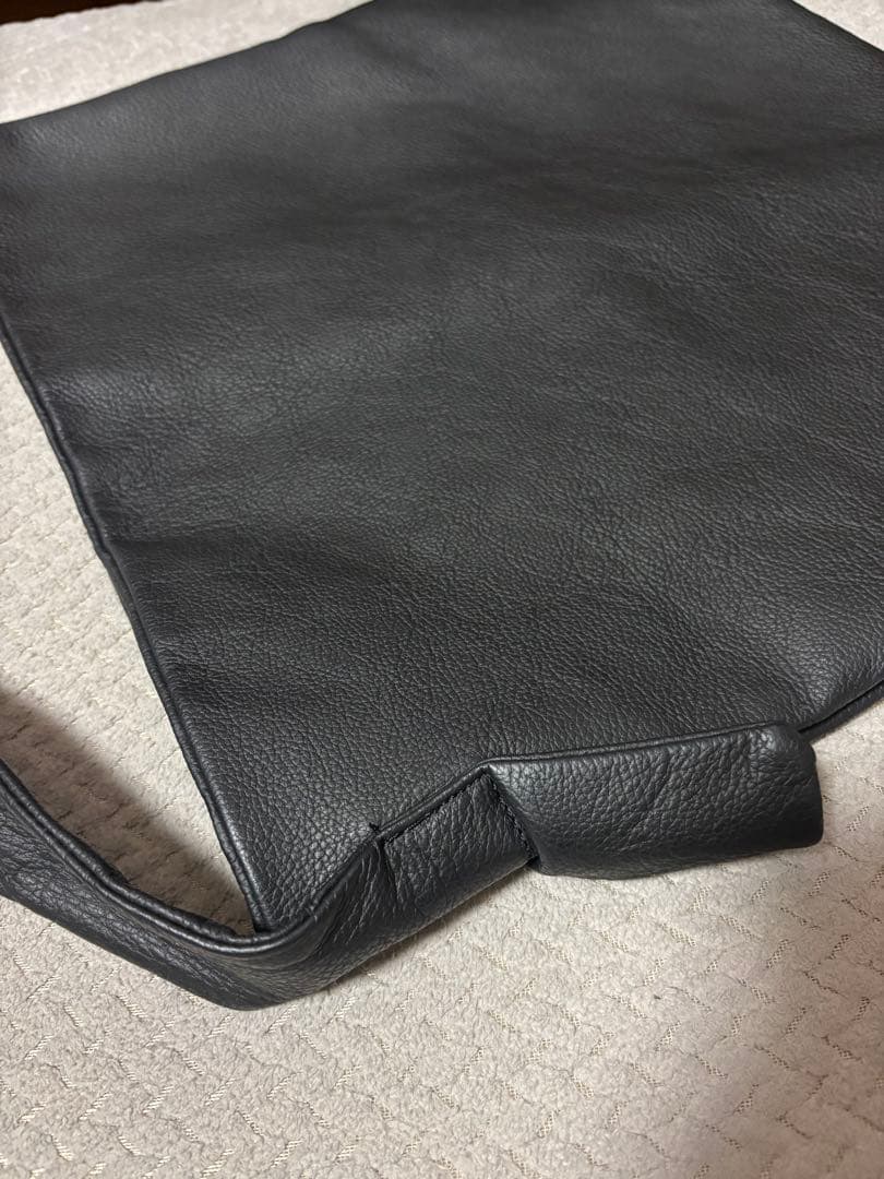 PUF ONE HANDLE TOTE L ブラック