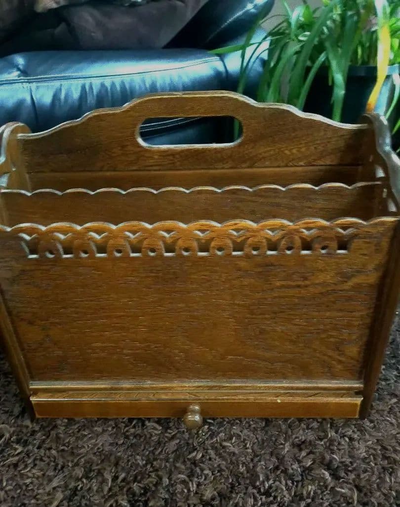 パリの雑貨屋 マガジンラック 収納家具 レース模様 レトロ アンティーク