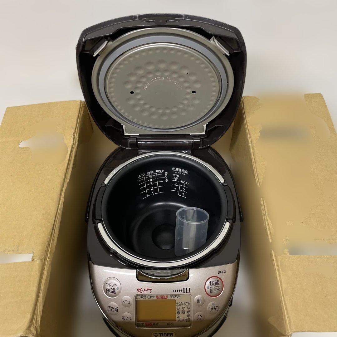 未使用　TIGER 炊飯器 JKJ-G100 T 5.5合 ブラウン