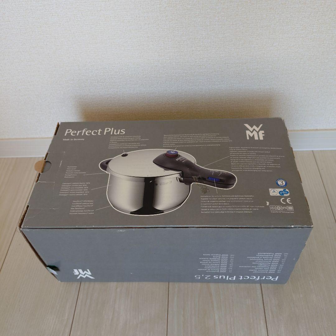 WMF Perfect Plus 2.5 圧力鍋(蒸し器,ガラス蓋,レシピ本付）