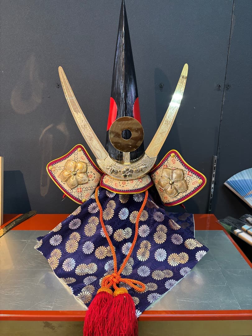 値下げ！ 鹿皮本造り　加藤清正公　特製兜　鉄製総重量6.7キロ　傾奇者　勝ち兜