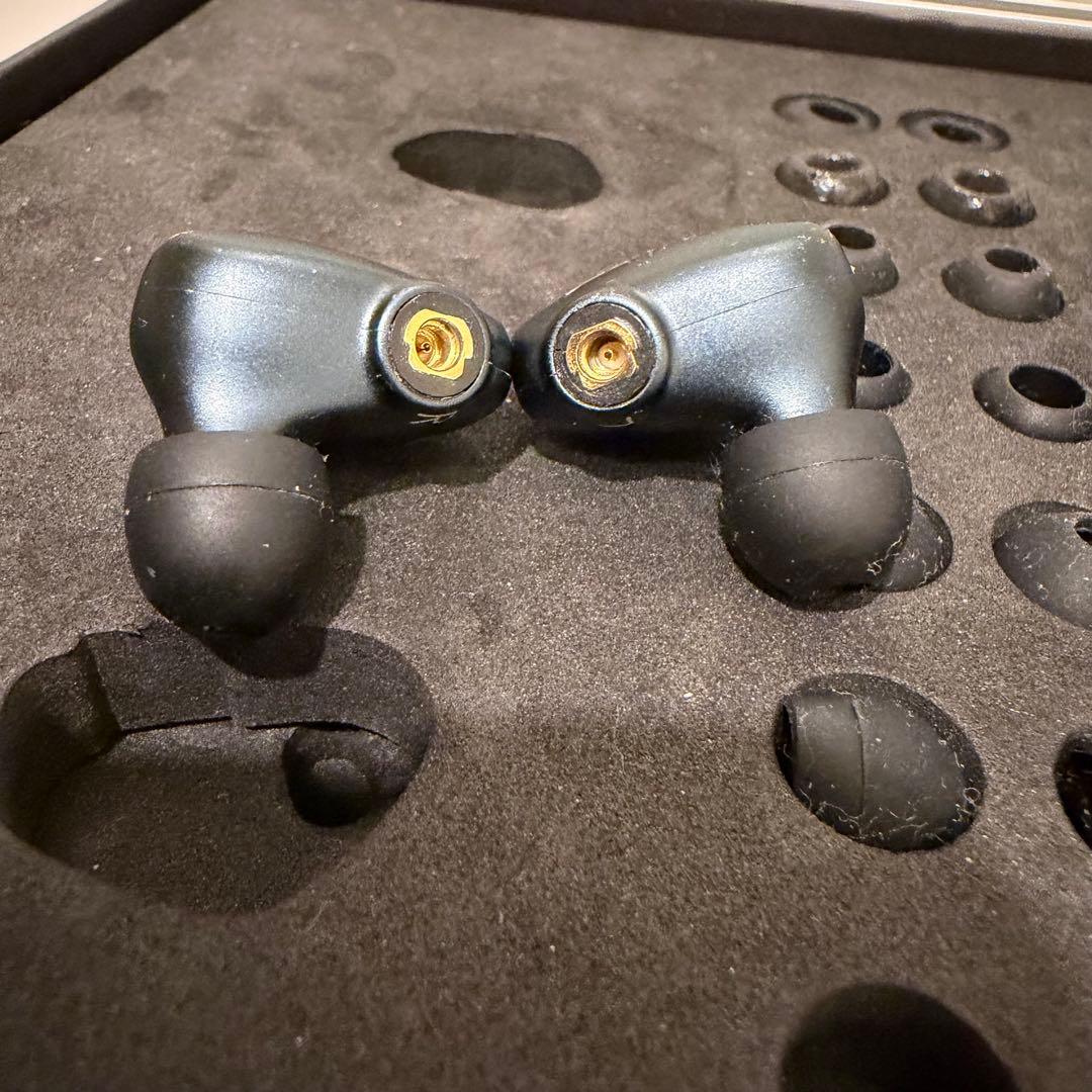 USED MEZE RAI PENTA イヤホン