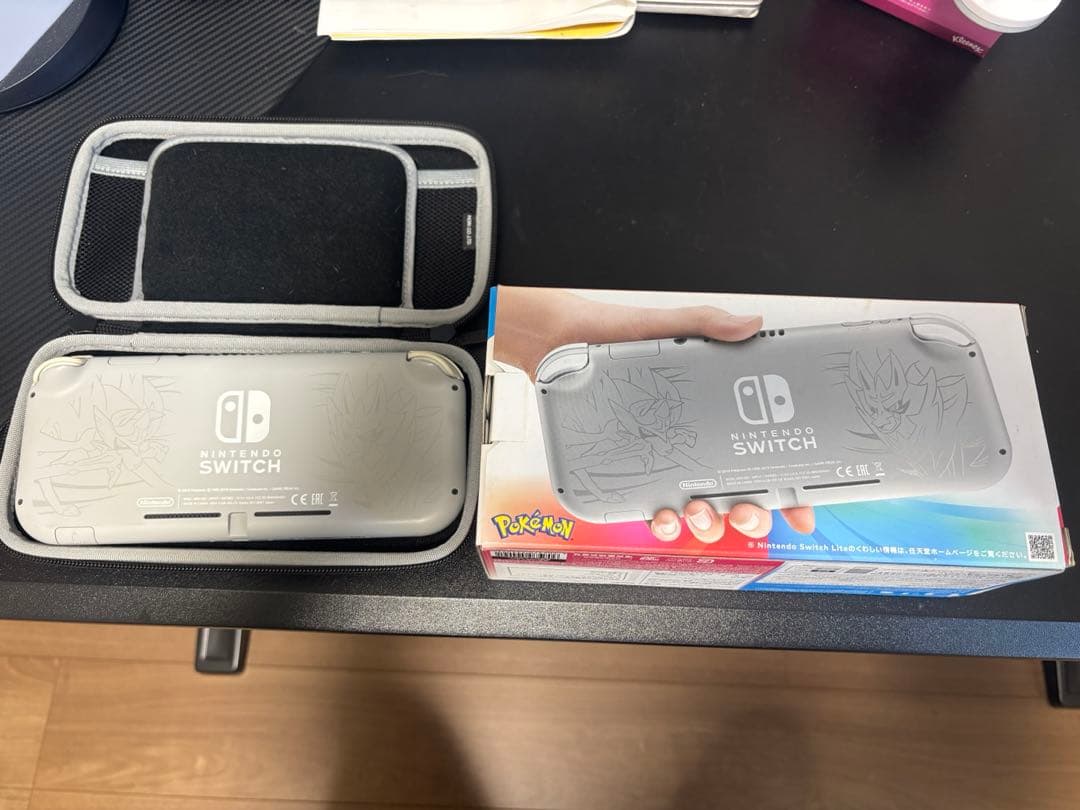 Switchライト　POKEMONバージョン