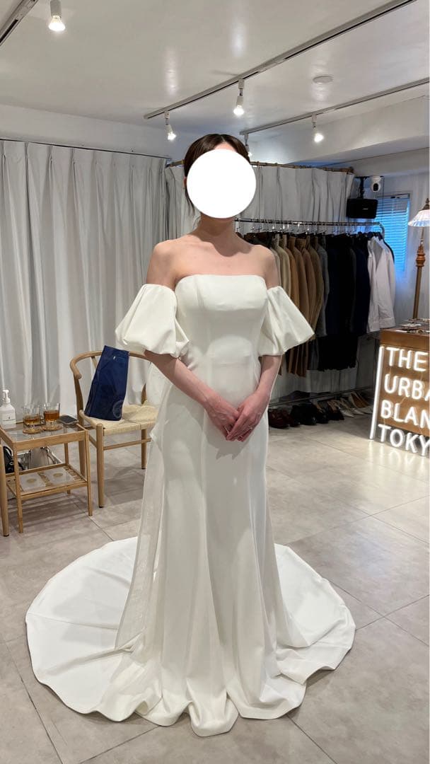 【p.】 アーバンブランシュ WD110 ウェディングドレス パフスリーブ