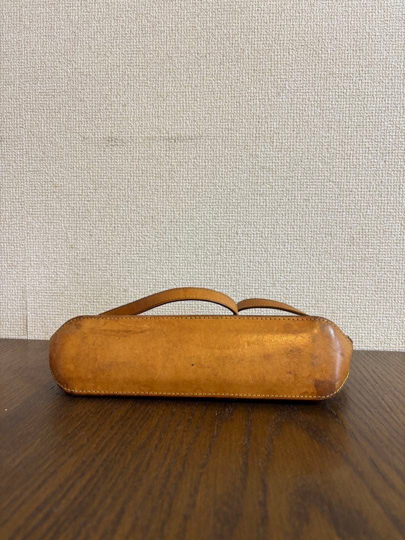 Louis Vuitton ルイ・ヴィトン「トロター」（型番：M51240）