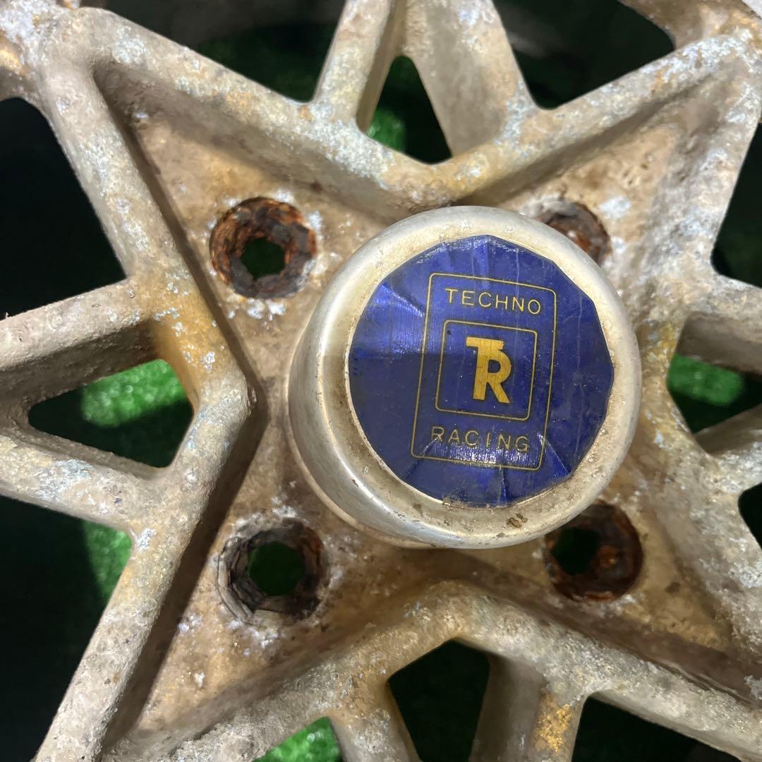 蓮①2本 テクノレーシング　14\" 6J 114.3 4穴　当時物！