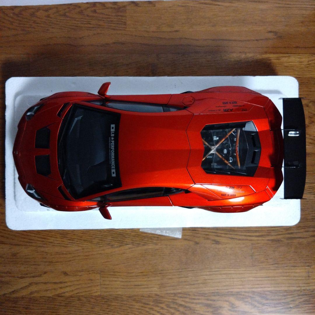 1/18LB-WORKSランボルギーニ　アヴェンタドール　リミテッドエディション