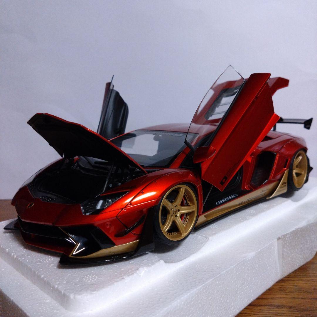 1/18LB-WORKSランボルギーニ　アヴェンタドール　リミテッドエディション
