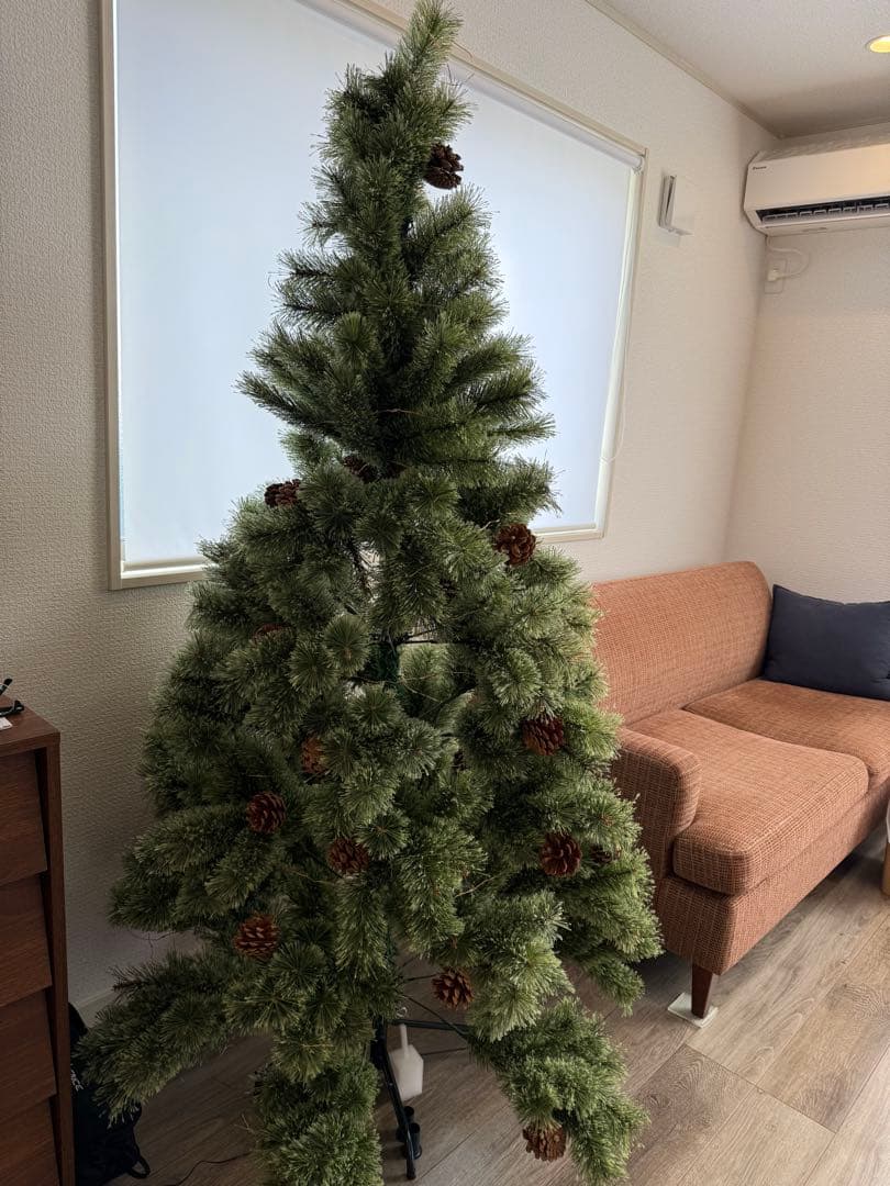 クリスマスツリー　高さ180cm