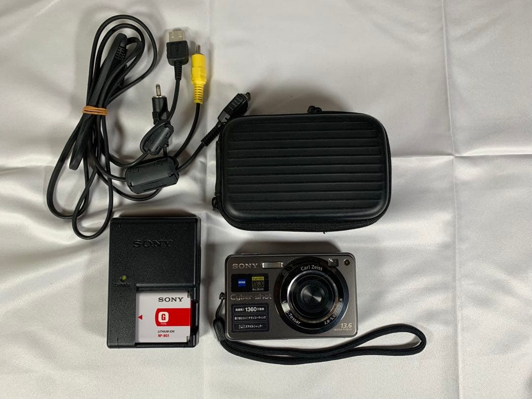 SONY DSC-W300 美品⭕️安心の実働品　1360万画素　バッテリー✖️2