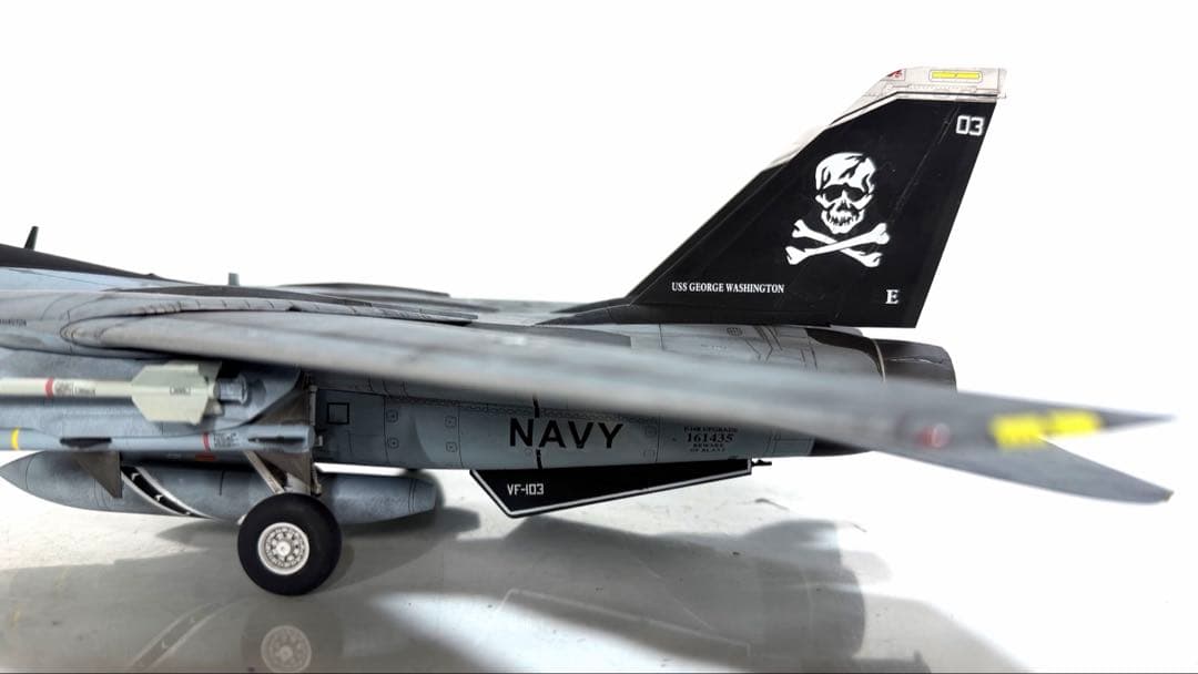 タミヤ1/48 F-14D TOMCAT ジョリーロジャース仕様VF-103