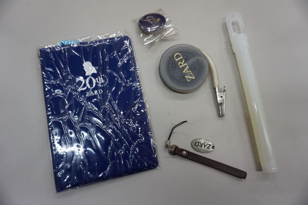 k*i様 ZARD 坂井泉水 大量ファンクラブ限定 グッズ 会報 パンフレット