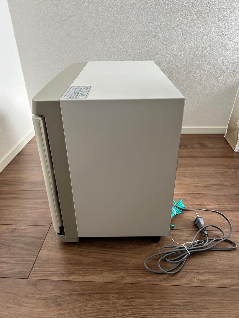 タオルウォーマー　SEVEN BEAUTY TW-18S/F