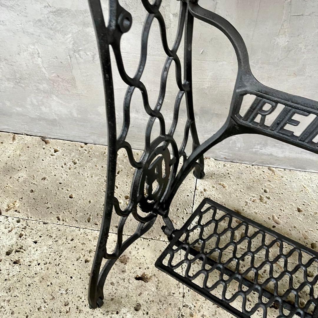 アンティークミシン脚テーブル　【REIKO 】足踏みミシン　網目　レトロ雑貨