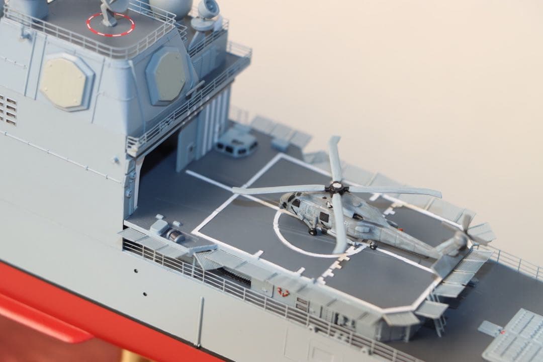 ドラゴン製USSイージス巡洋艦モービルベイ　完成品　アクリル製ケース付　プラ模型