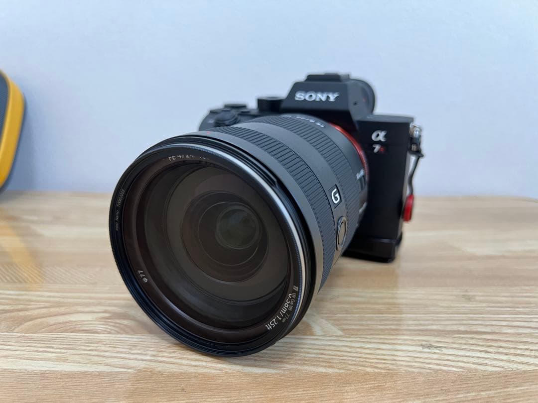 SONY FE 24-105mm F4 G OSS レンズ