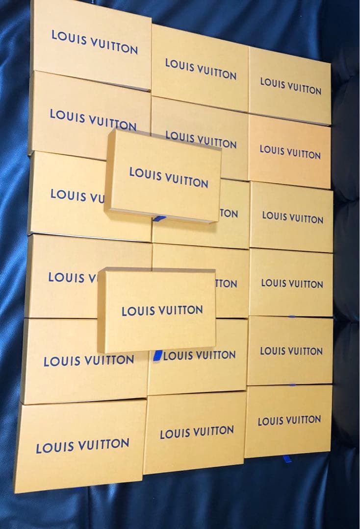 最終価格　ルイヴィトン　財布空箱47箱　保存袋　リボン　付属品　まとめ売り