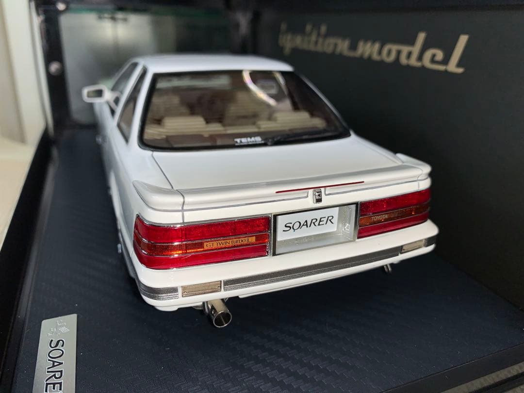 イグニッションモデル 1/18 トヨタ ソアラ2.0ツインターボL