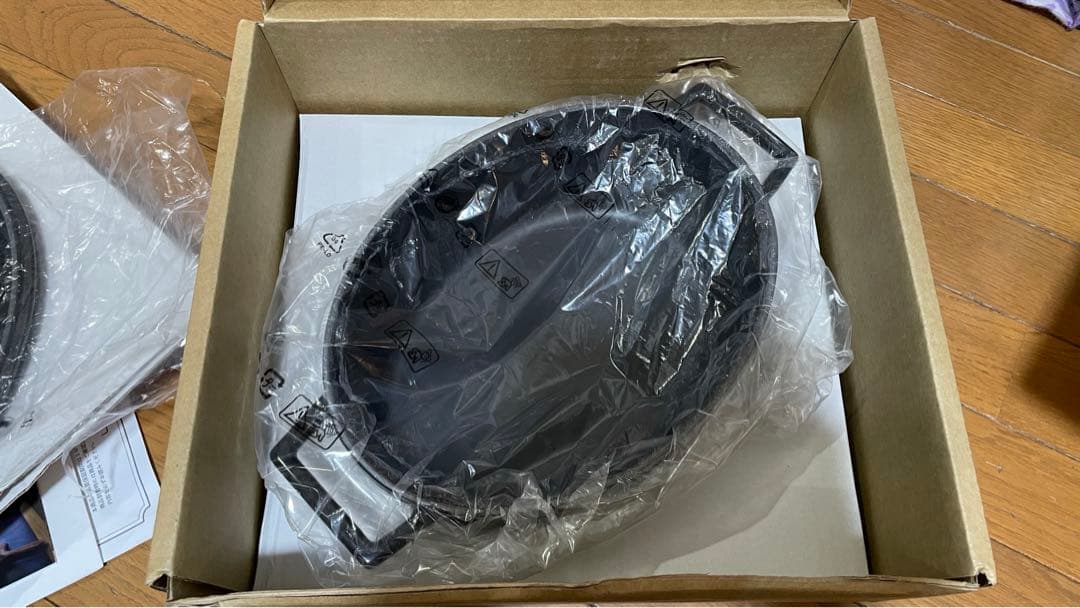 LAVA オーバルキャセロール　シャイニーブラック