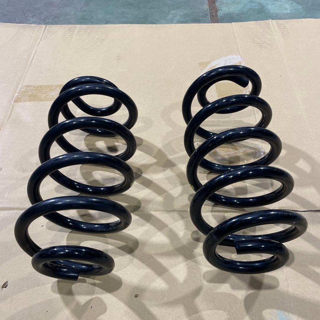 トヨタ ヴォクシー ZWR-80G 純正サスペンション