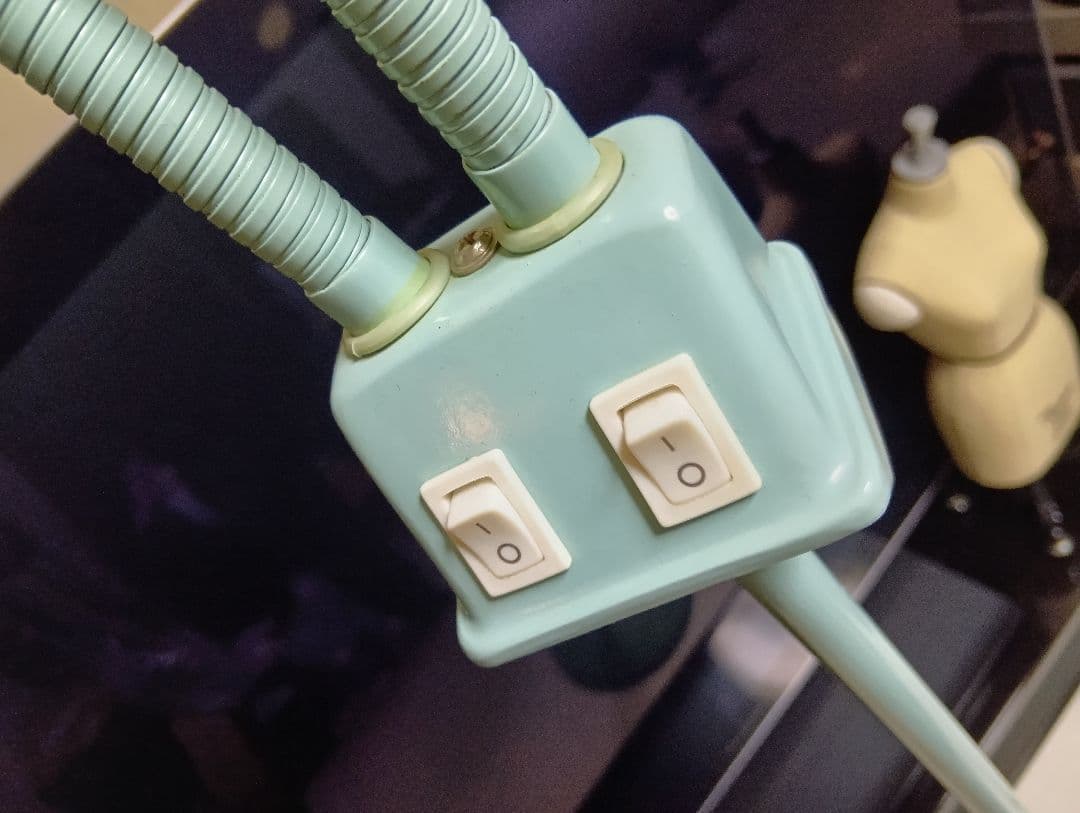 1980's　インダストリアル　ミッドセンチュリーモダン　ツイン　フロアランプ