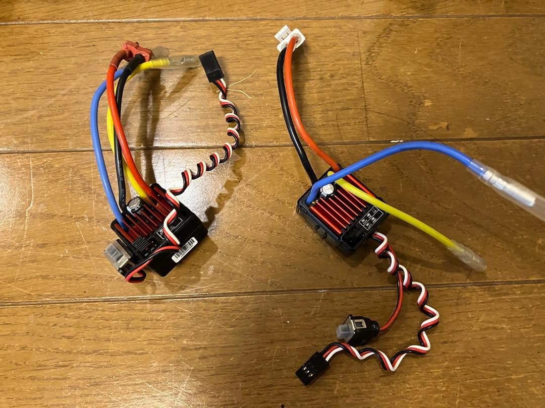 ブラシレスモーター＆アンプ他パーツ