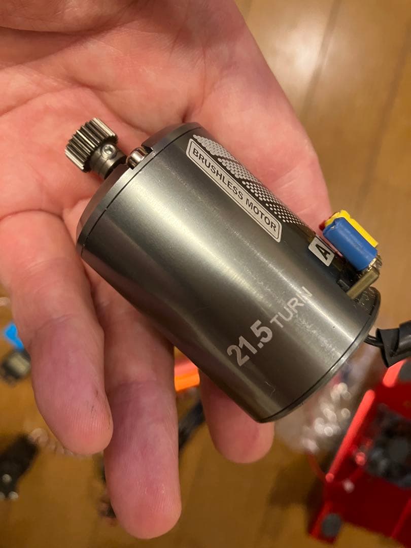 ブラシレスモーター＆アンプ他パーツ