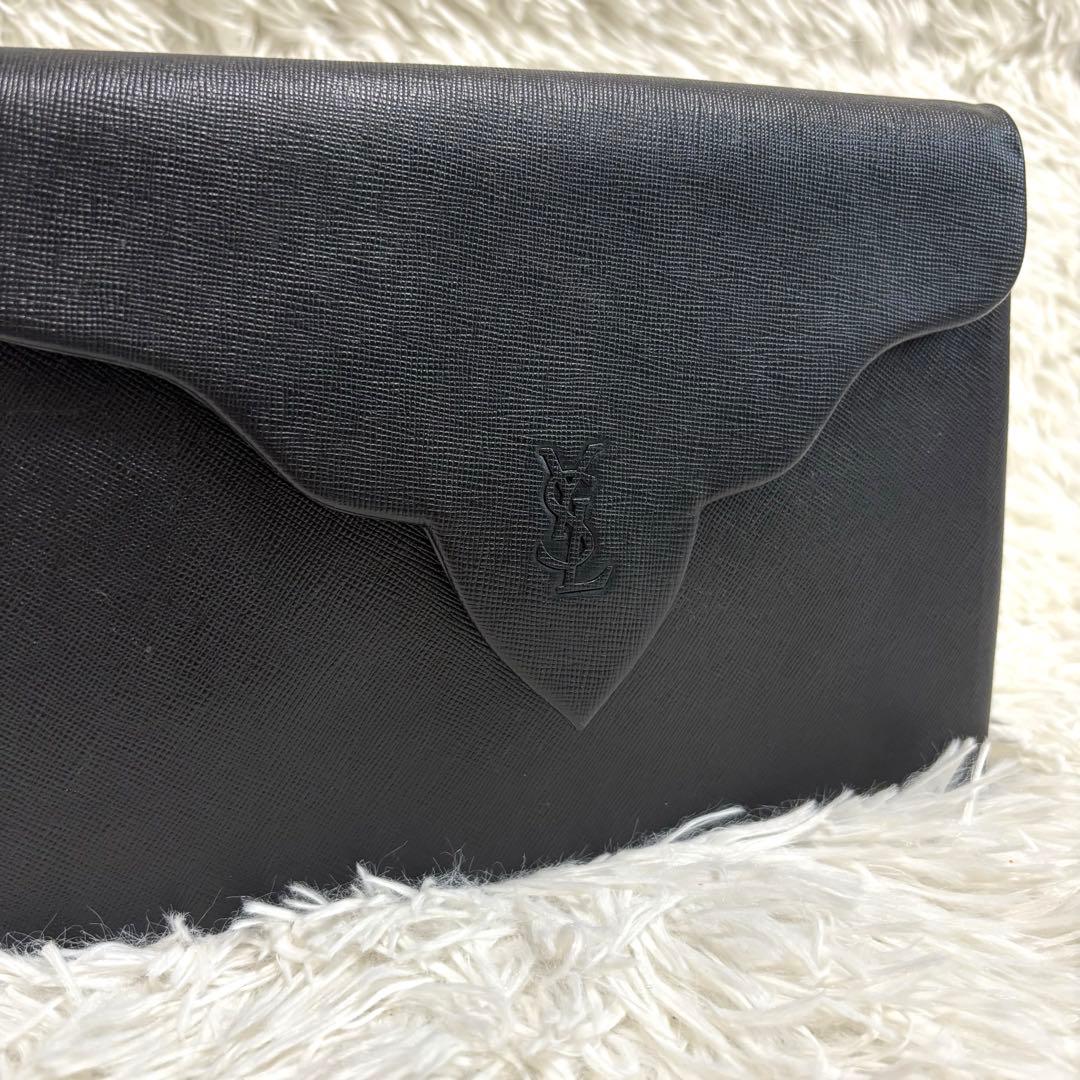 美品★イヴサンローラン クラッチバッグ カサンドラ レザー ブラック YSL