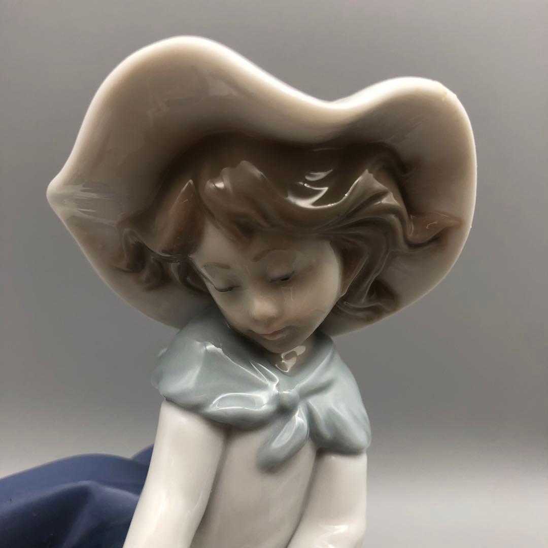 新品未使用LLADROリヤドロ少女磁器人形きれいな花ばかり箱&保証書付ビンテージ