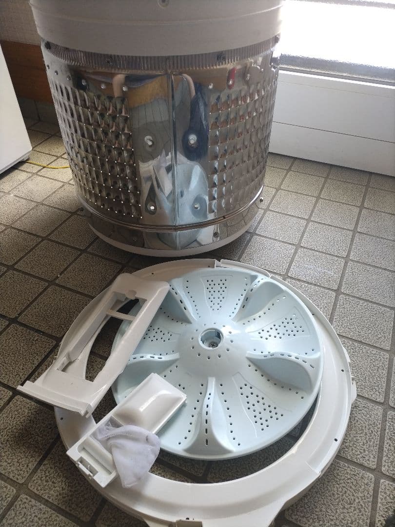 札幌市近郊の方限定！送料無料！ツインバード　冷蔵庫110Lとアクア 洗濯機 5k