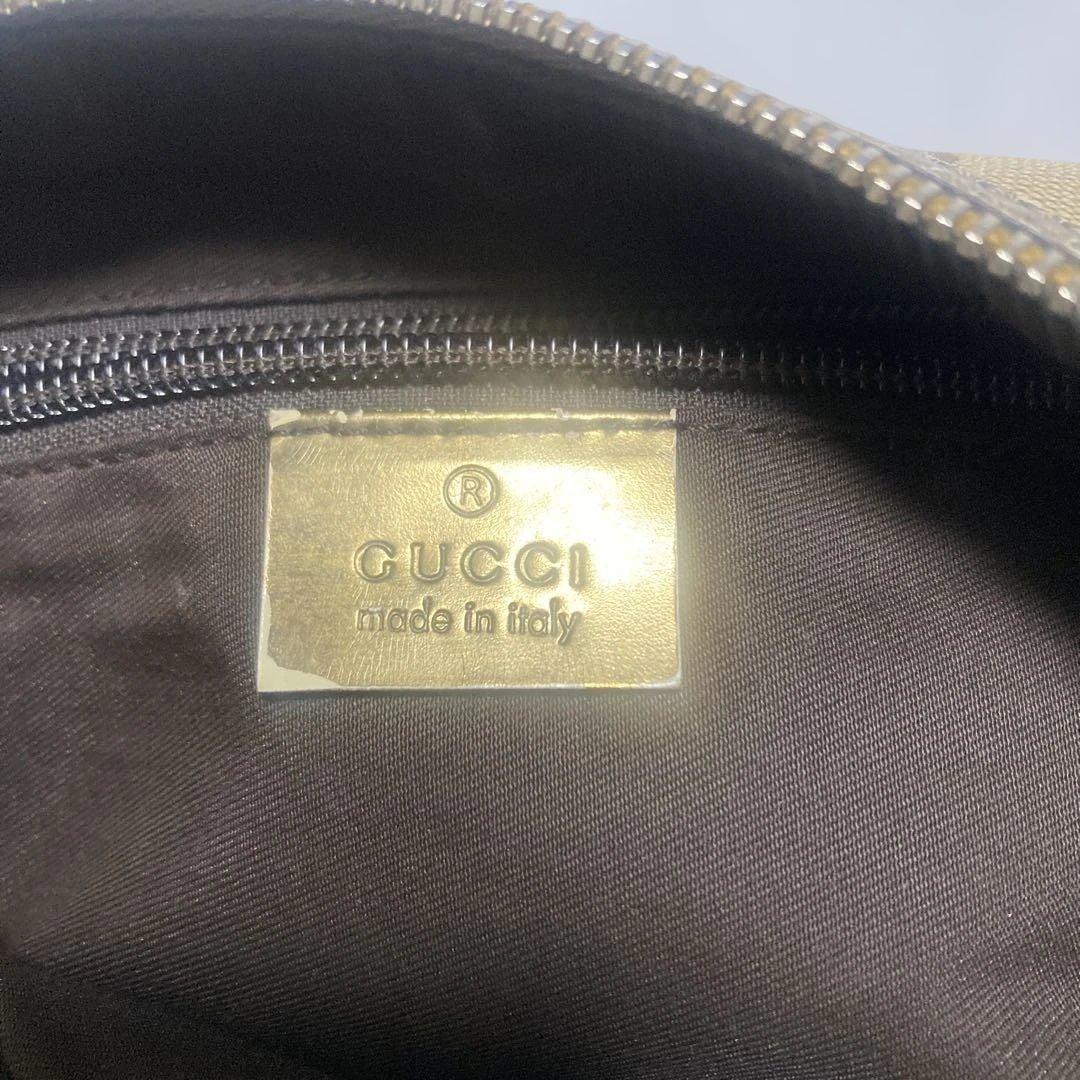 GUCCIハーフムーンショルダーバッグGG キャンバス